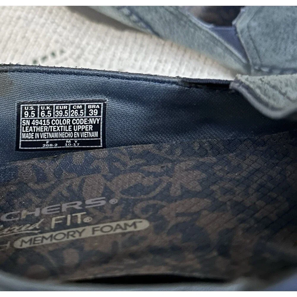 Skechers cushioned item